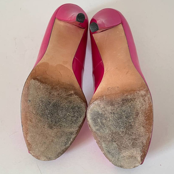 Stuart Weitzman Bright Pink Patent Leather Peeptoe Pumps, Size 7 🗣 - Picture 5 of 6